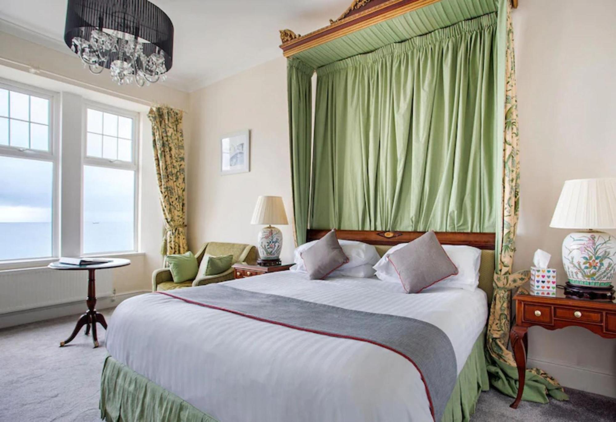 Anacapri Hotel Falmouth Room photo A bedroom at the hotel